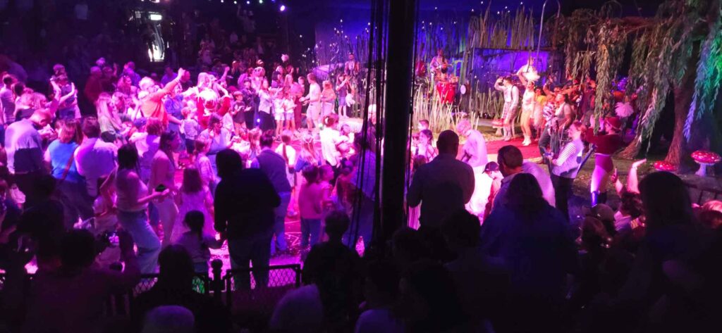 Image of Giffords circus end dance